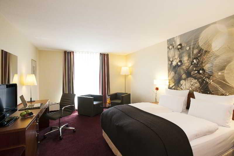 Taste Hotel Heidenheim ภายนอก รูปภาพ