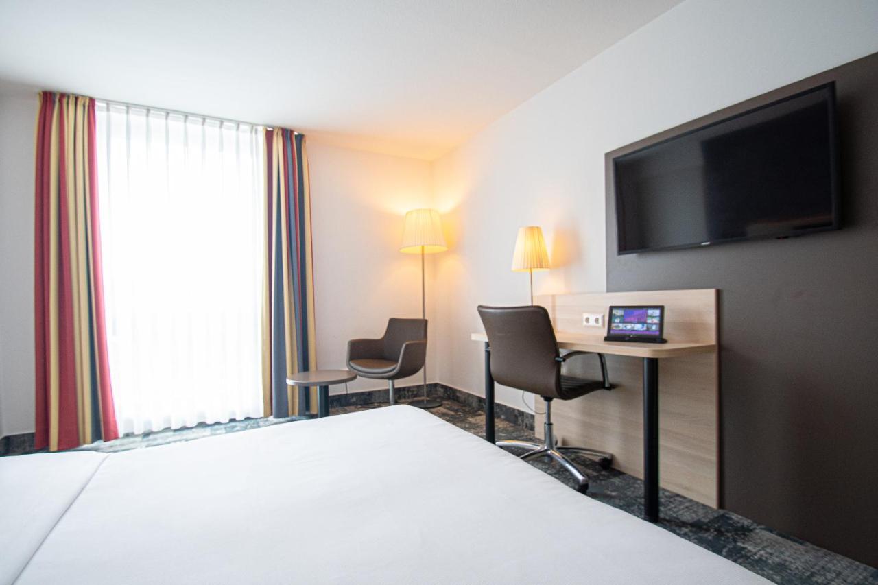 Taste Hotel Heidenheim ภายนอก รูปภาพ