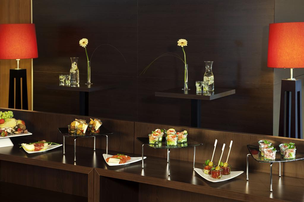 Taste Hotel Heidenheim ภายนอก รูปภาพ