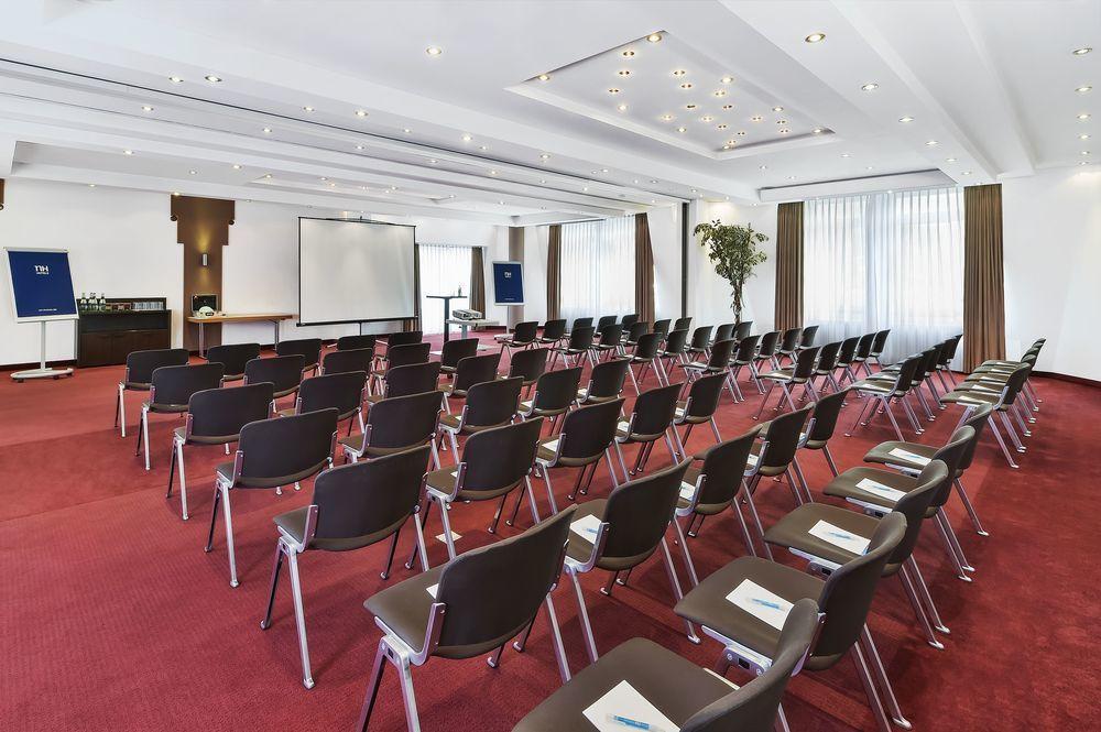 Taste Hotel Heidenheim ภายนอก รูปภาพ
